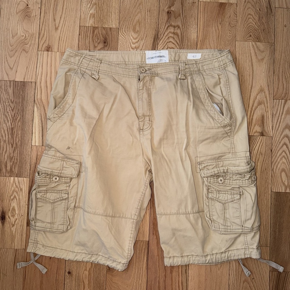Decibel Mens Khaki Cargo Shorts Size 42 100% Cotton  Pockets